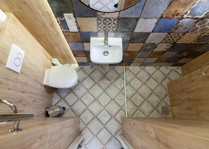 Leogrand On Husiak 6-1 شقة *