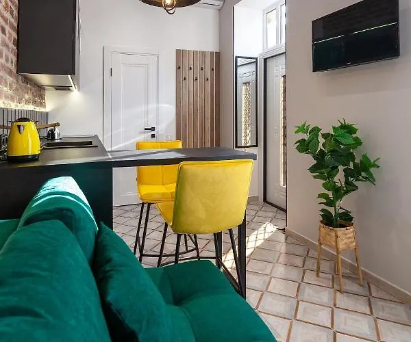 Leogrand On Husiak 6-1 إلفيف